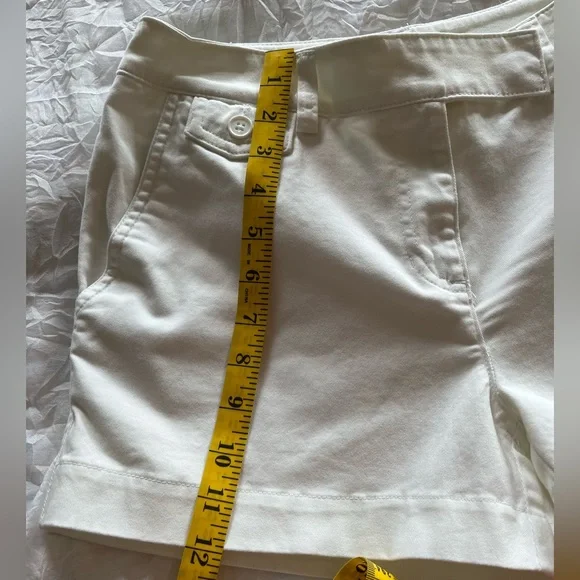 Jones New York White/Off White Low Rise Shorts - Picture 5 of 8